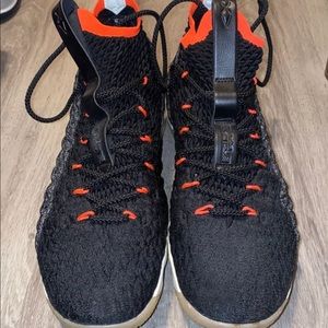 Nike Lebron 15s